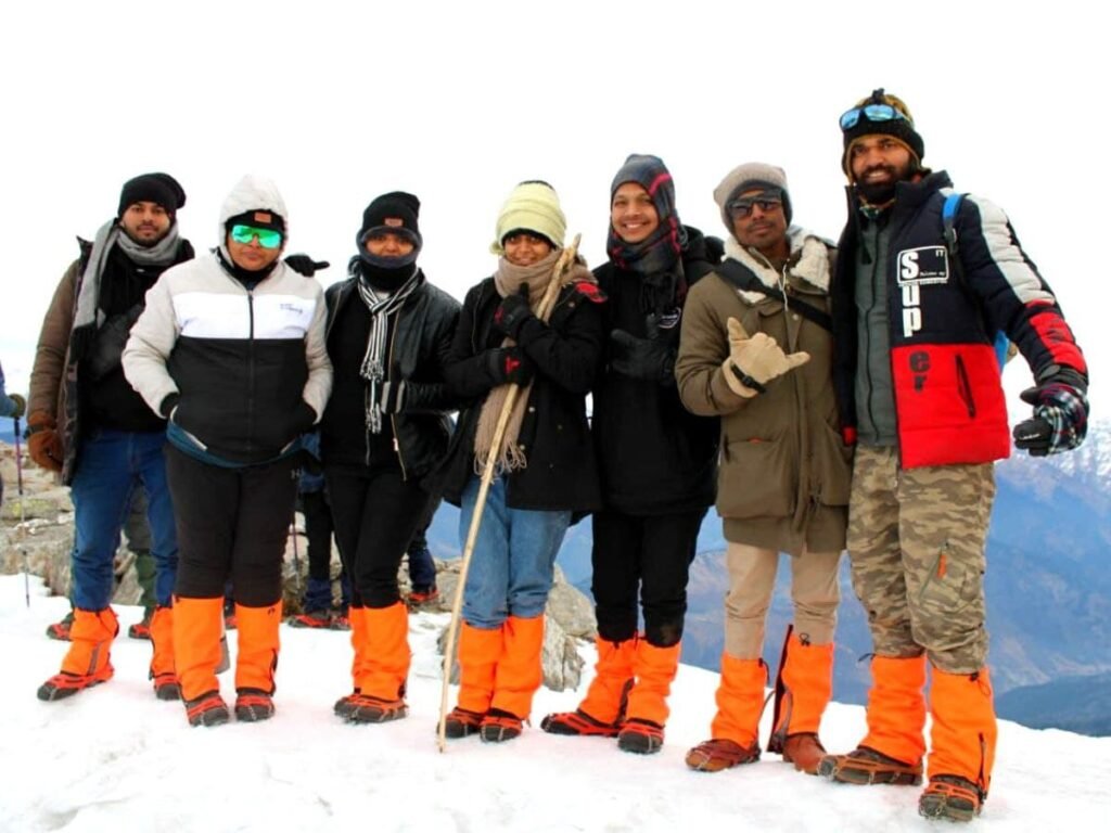 kedarkantha winter trek group